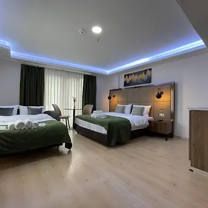 Elegance , اسطنبول تركيا